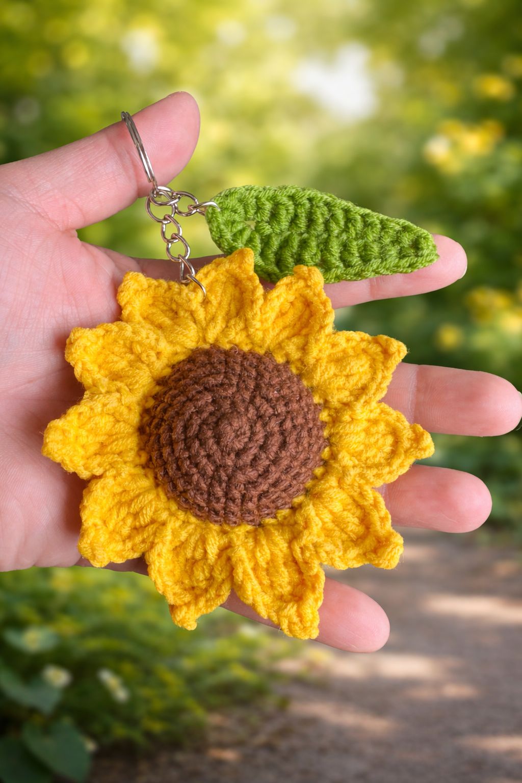 Colgante girasol tejido